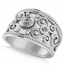 Женское кольцо из белого золота с муассанитами